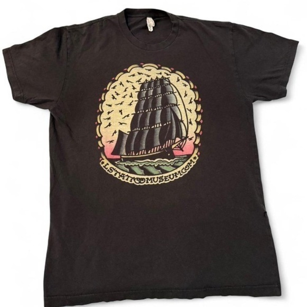 Lucky Supply Size Med Trad Tattoo Museum Clipper Ship Design Unisex T-shirt